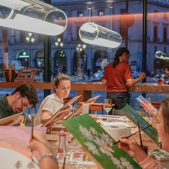 Pinta &amp; Vermutea con vistas en Ocean Drive Madrid